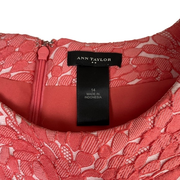 Ann Taylor Coral Textured Lace Embroidered Dress Sz 14 - Picture 8 of 14